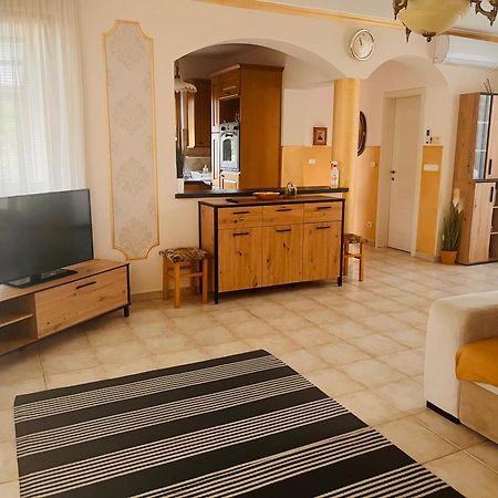 Aqua Azur Apartman Hajdúszoboszló Extérieur photo