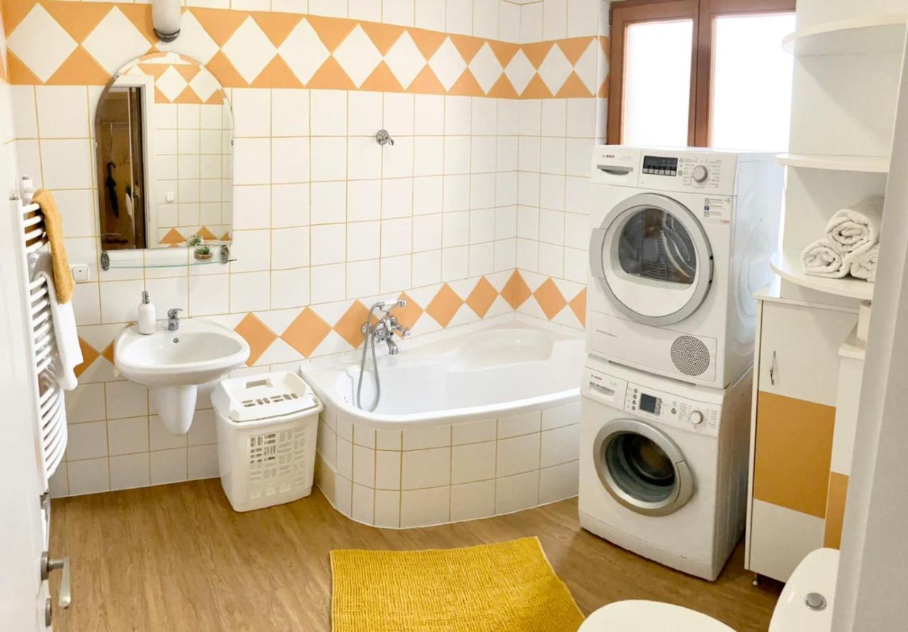 Aqua Azur Apartman Hajdúszoboszló Extérieur photo